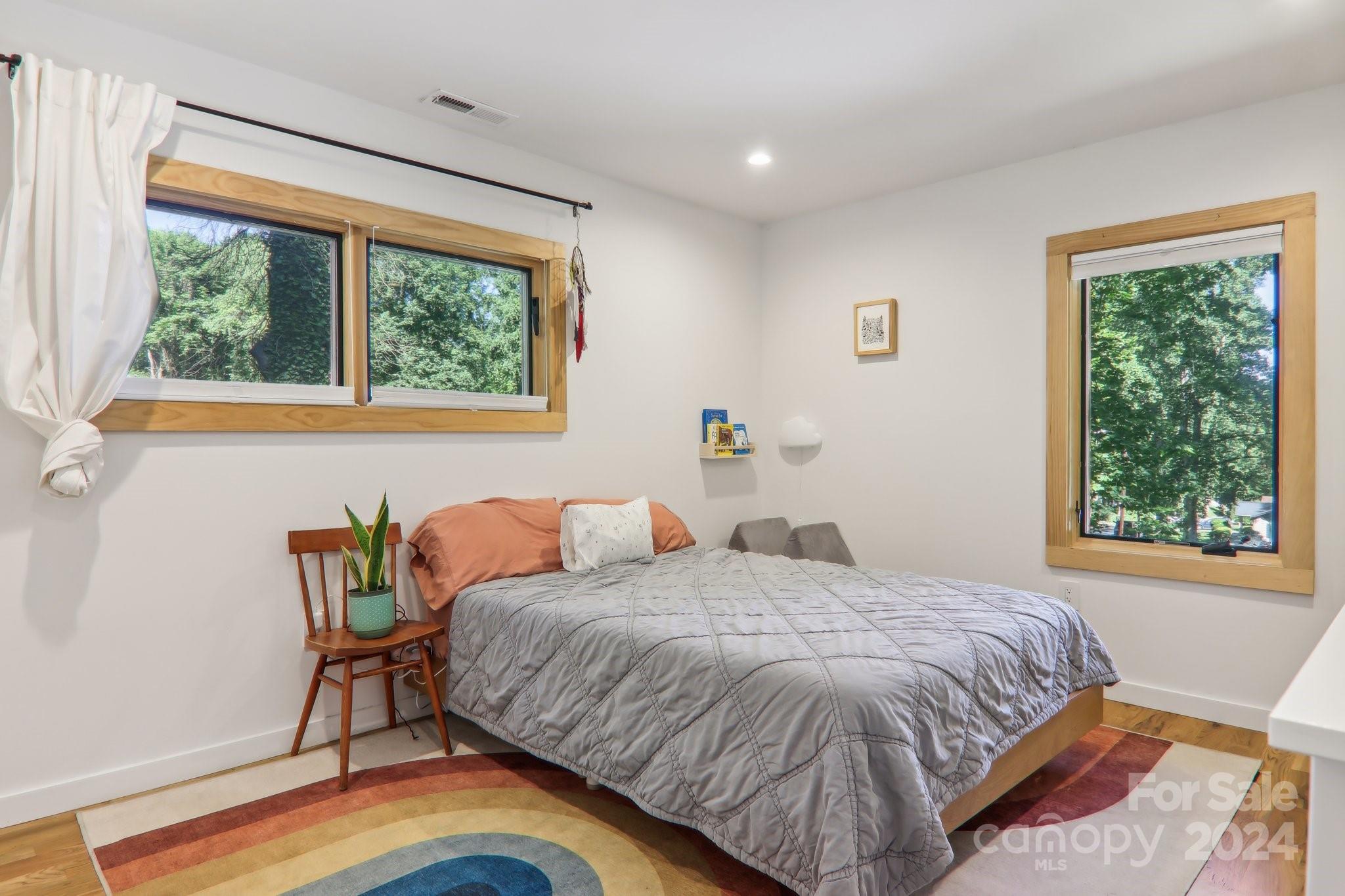 1 Melbourne Place Asheville NC 28801