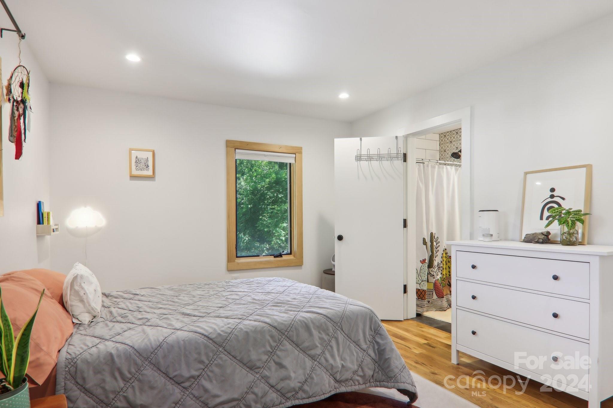 1 Melbourne Place Asheville NC 28801