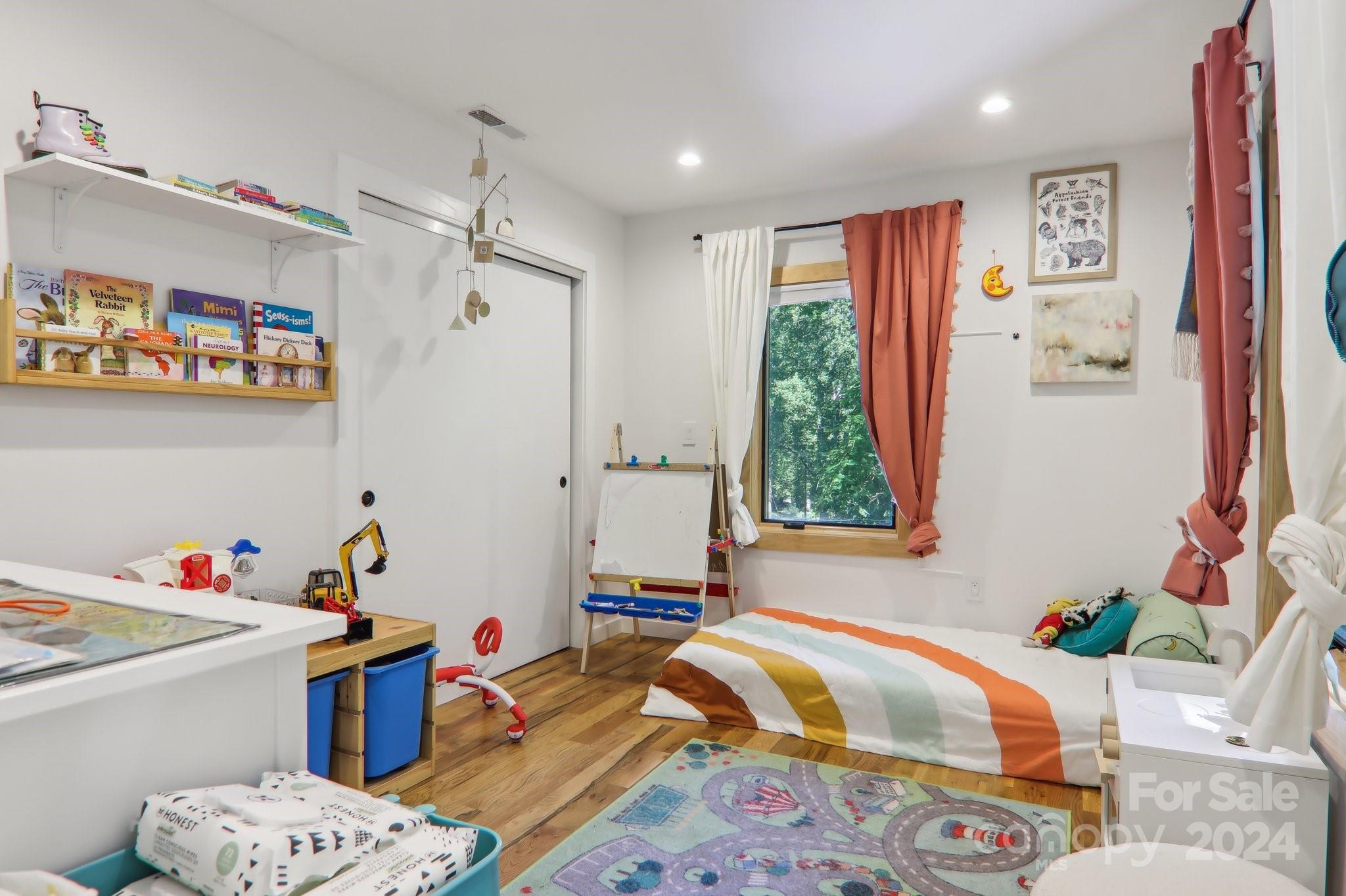 1 Melbourne Place Asheville NC 28801