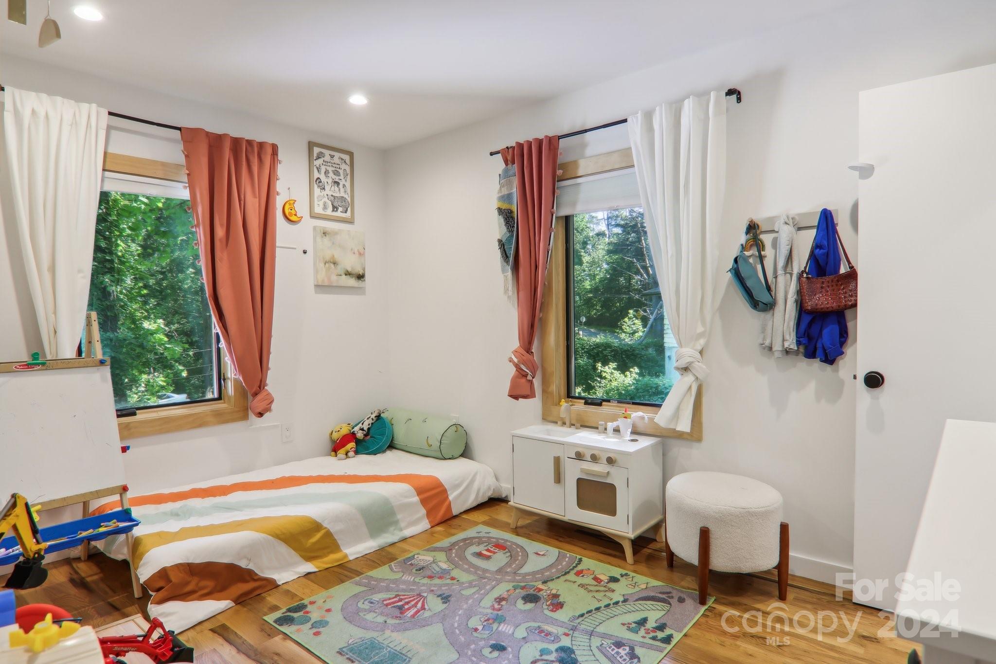 1 Melbourne Place Asheville NC 28801