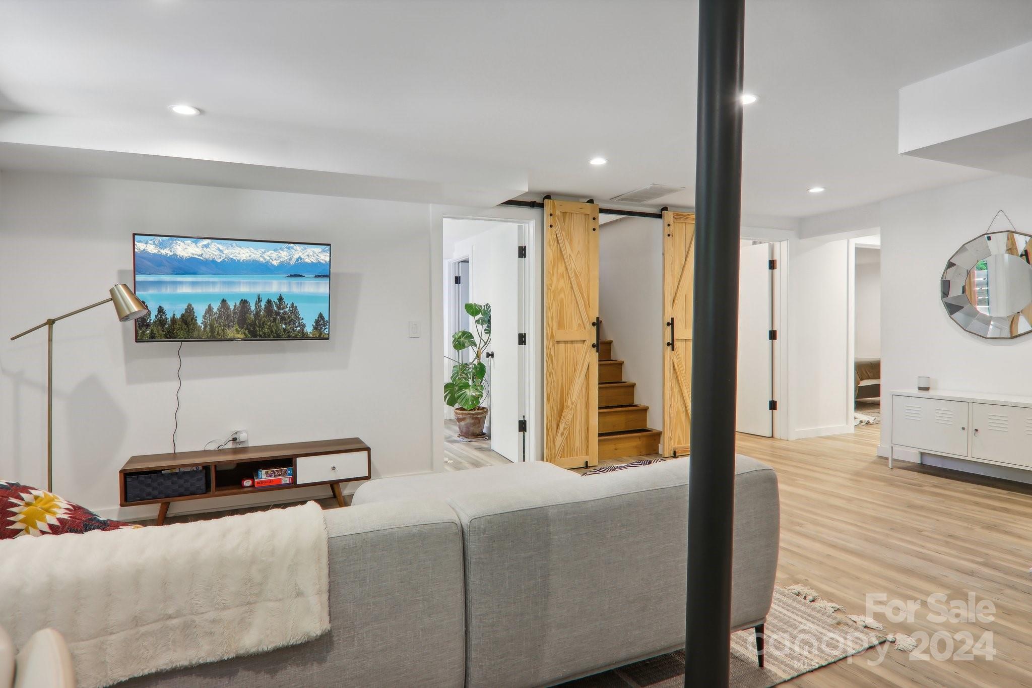 1 Melbourne Place Asheville NC 28801