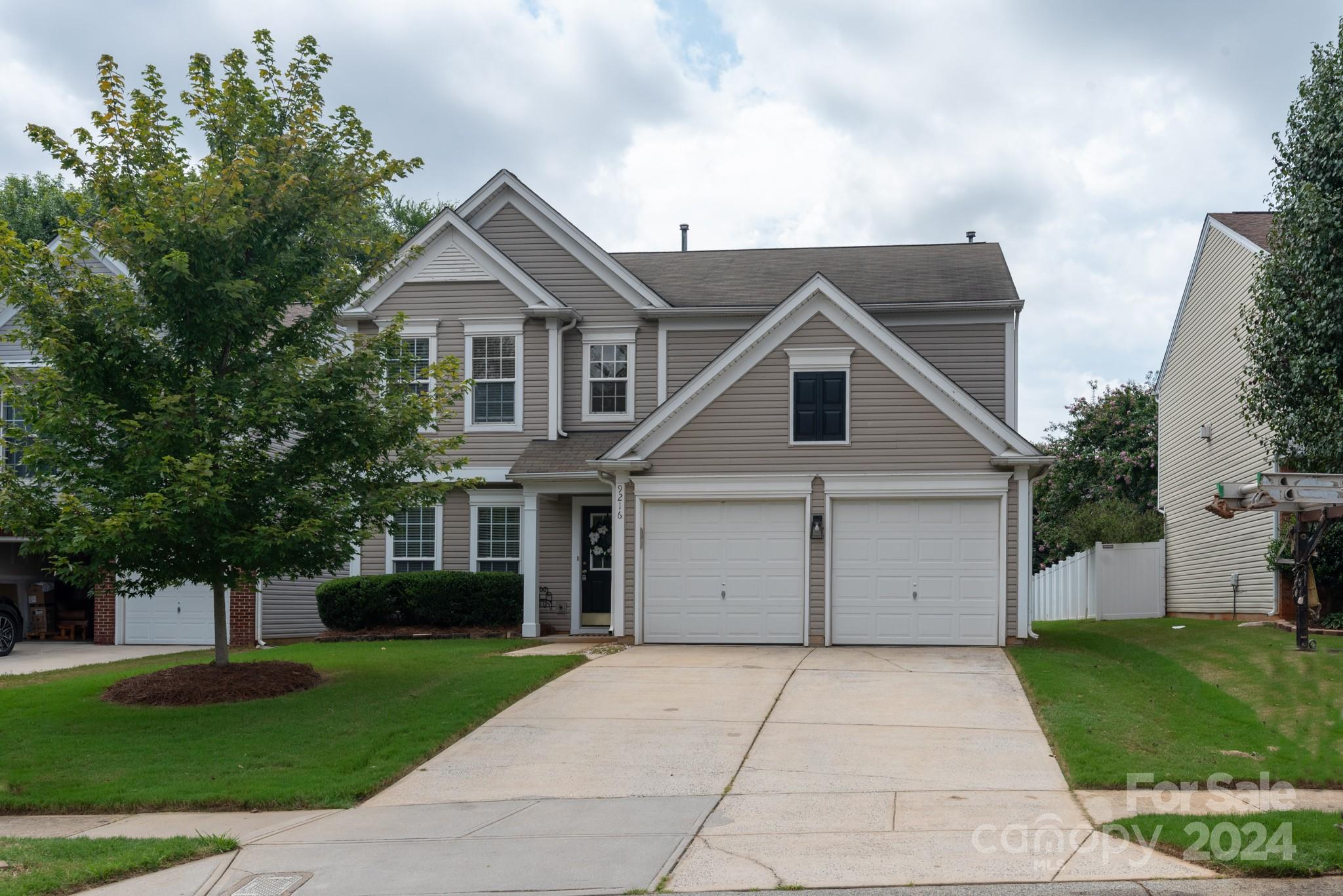 9216 Bellegarde Drive Charlotte NC 28277
