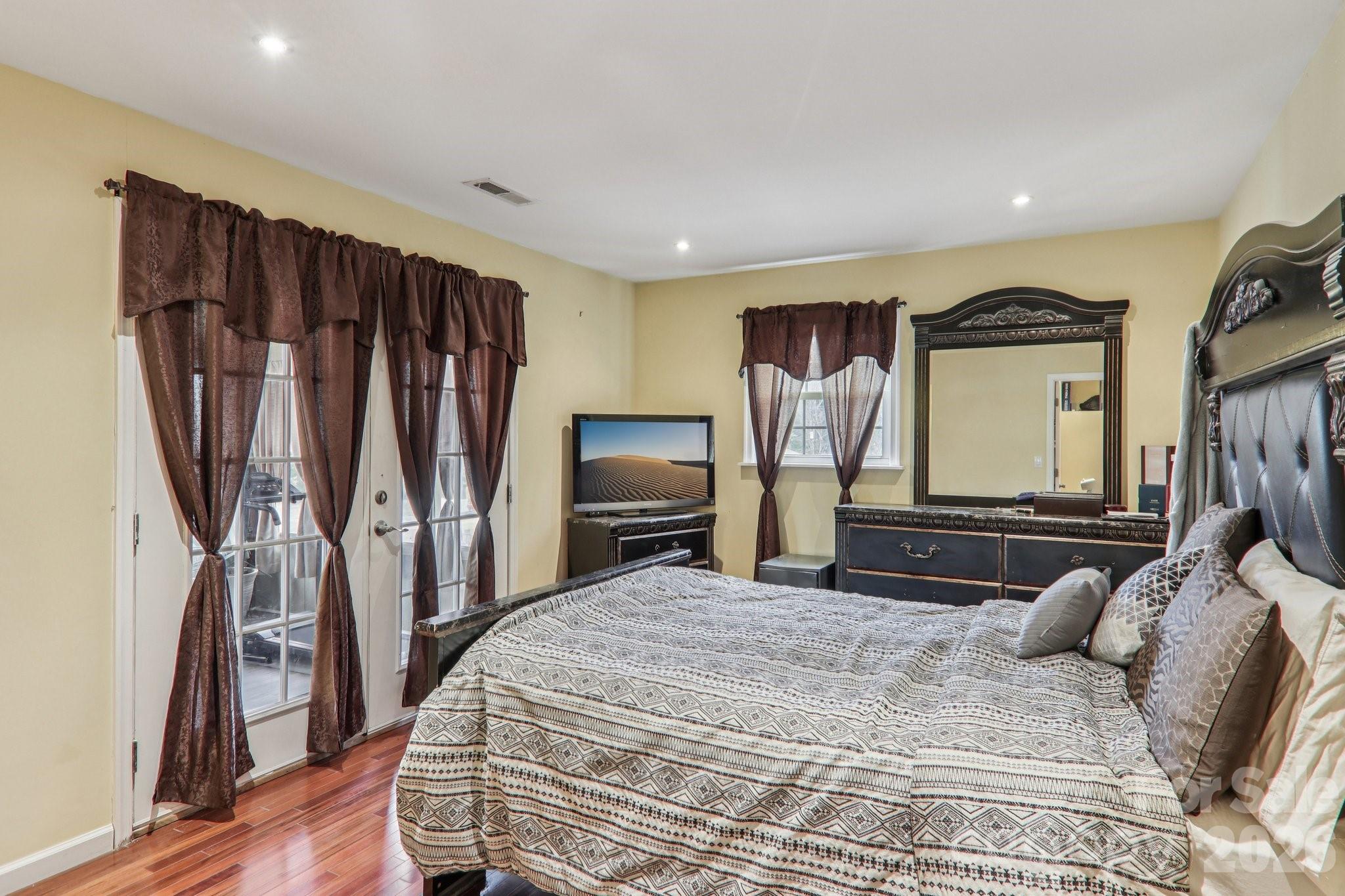 5 Granite Drive Hendersonville NC 28792