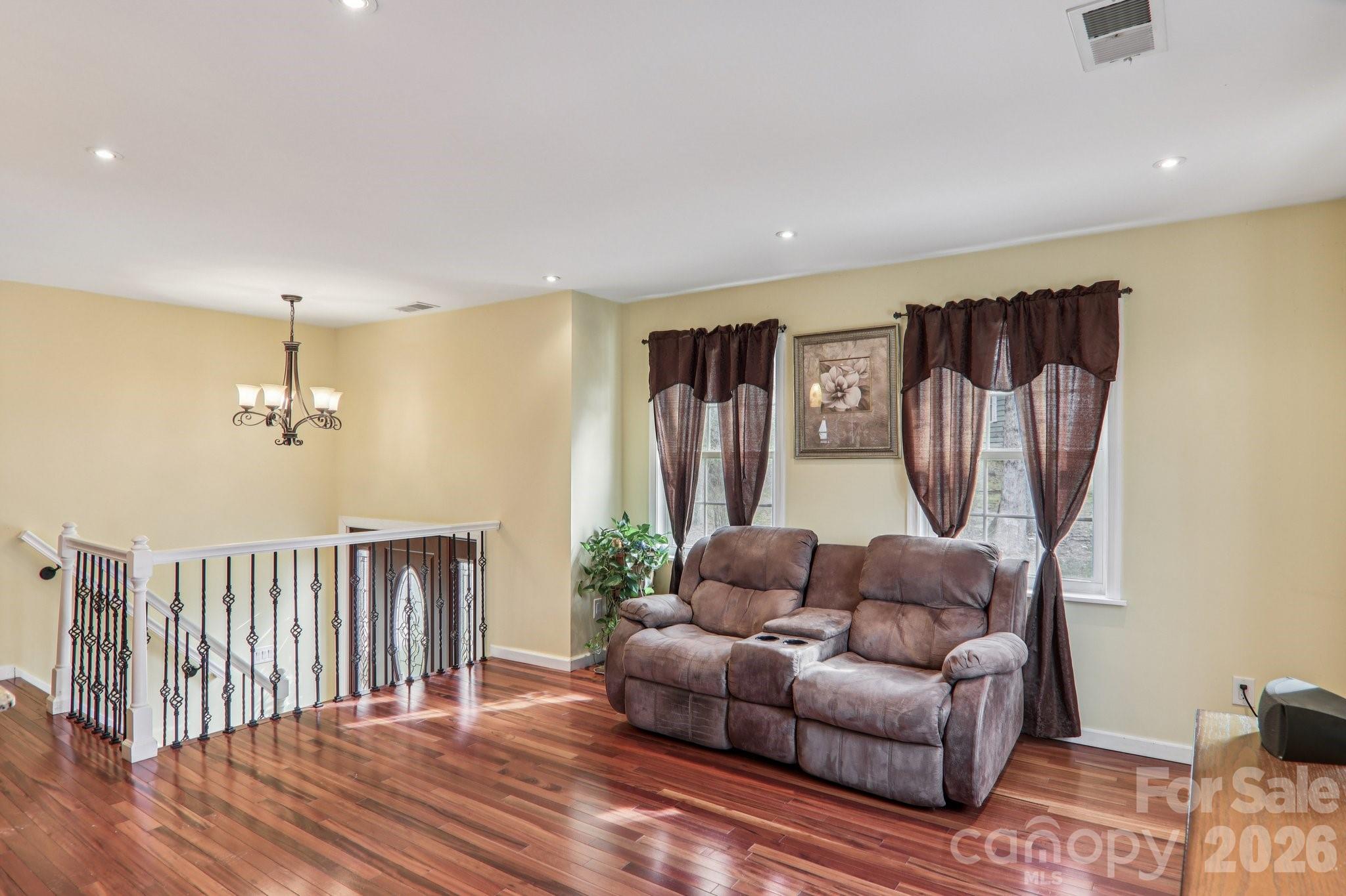5 Granite Drive Hendersonville NC 28792