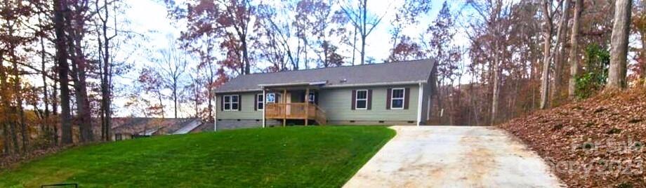 838 W J Street Newton NC 28658