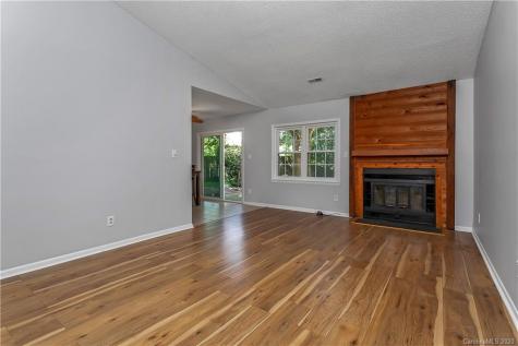 6422 Pineburr Road Charlotte NC 28211