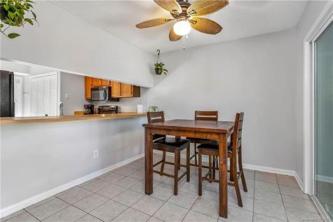 6422 Pineburr Road Charlotte NC 28211