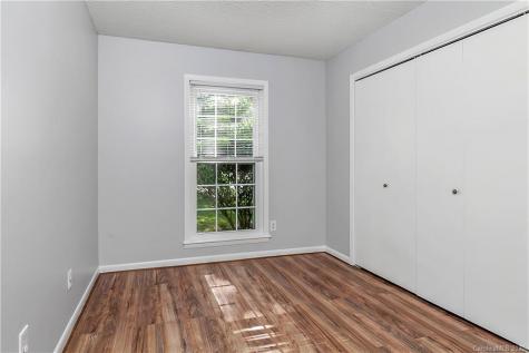 6422 Pineburr Road Charlotte NC 28211