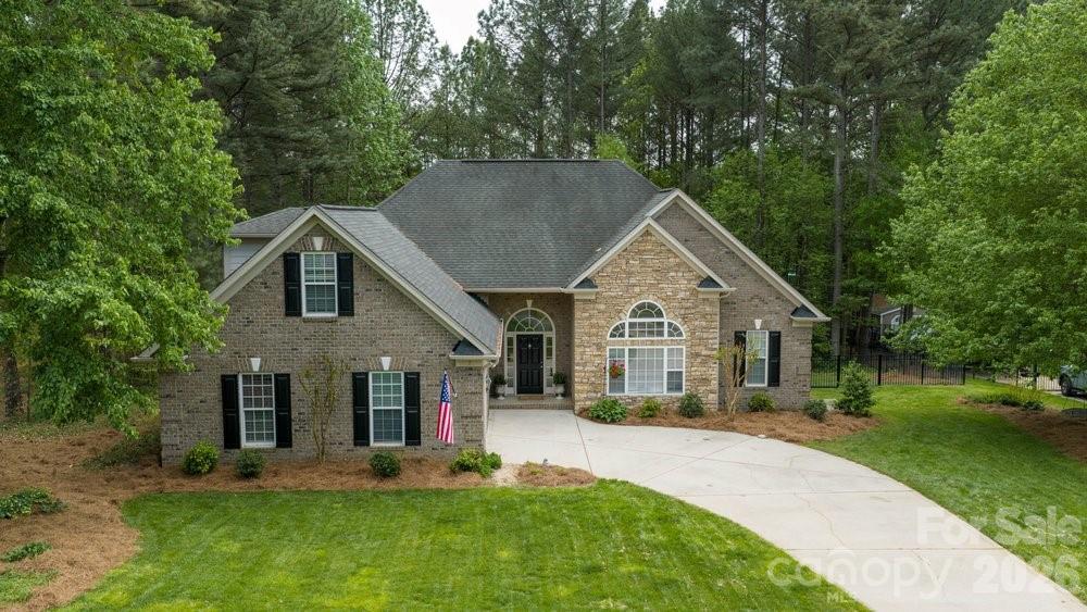 147 Honeysuckle Creek Loop Mooresville NC 28117