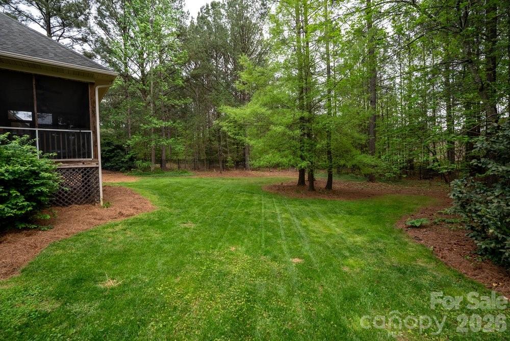 147 Honeysuckle Creek Loop Mooresville NC 28117