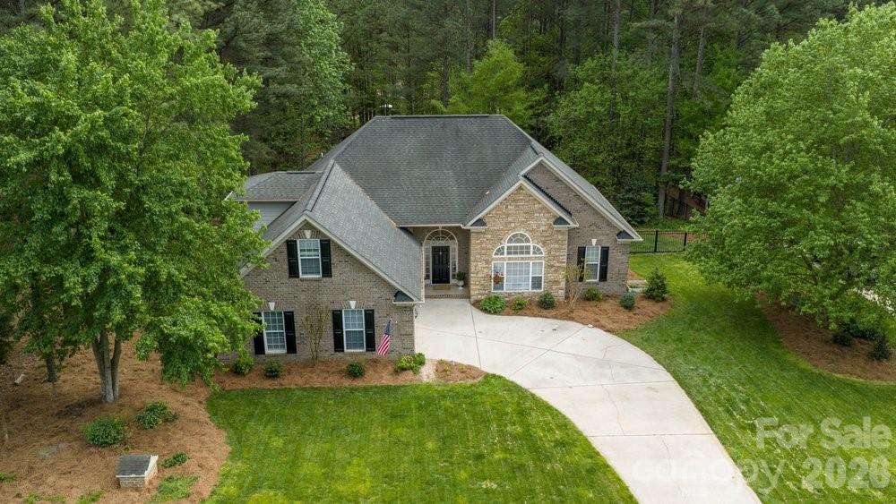 147 Honeysuckle Creek Loop Mooresville NC 28117