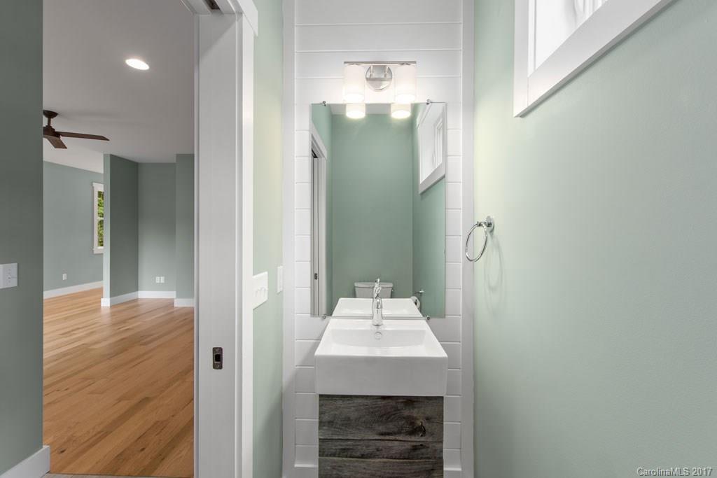 341 Sand Hill Road Asheville NC 28806