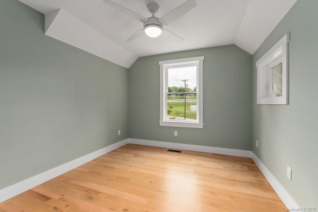 341 Sand Hill Road Asheville NC 28806