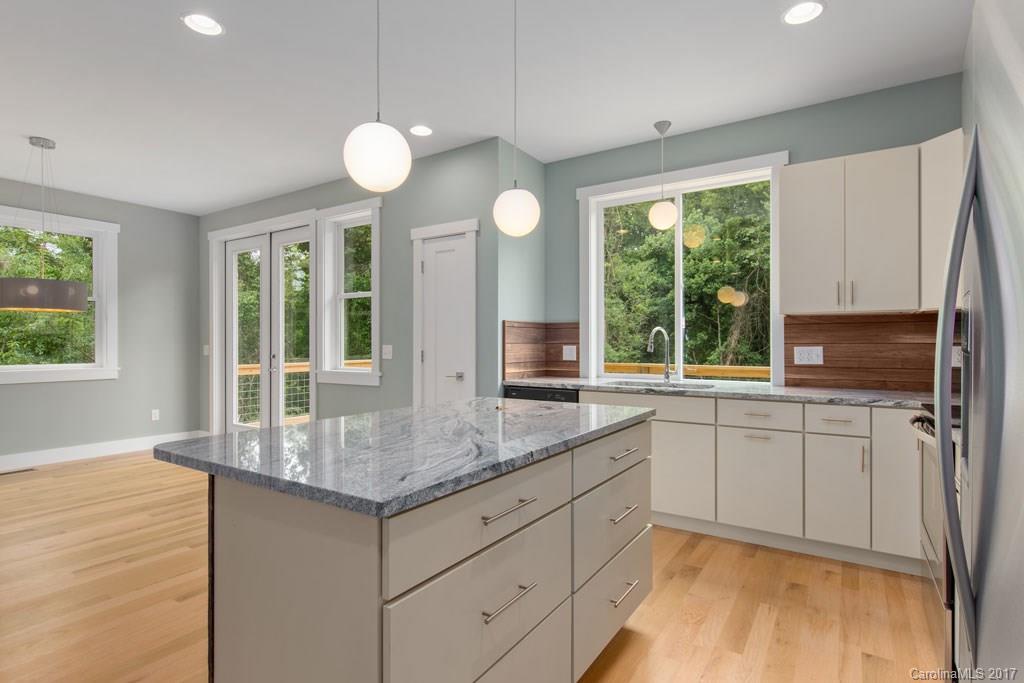 341 Sand Hill Road Asheville NC 28806