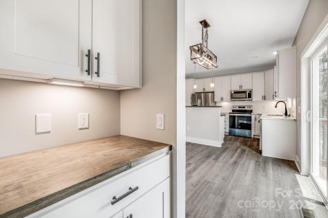 338 Espen Ridge Asheville NC 28804