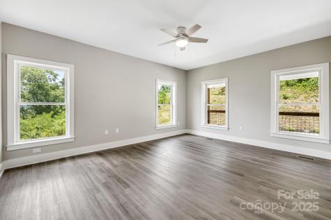 338 Espen Ridge Asheville NC 28804