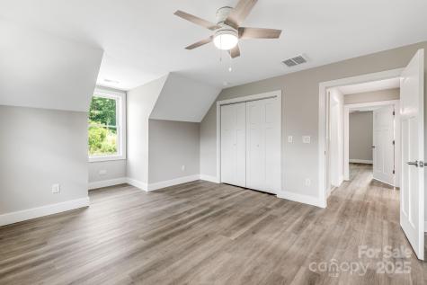 338 Espen Ridge Asheville NC 28804