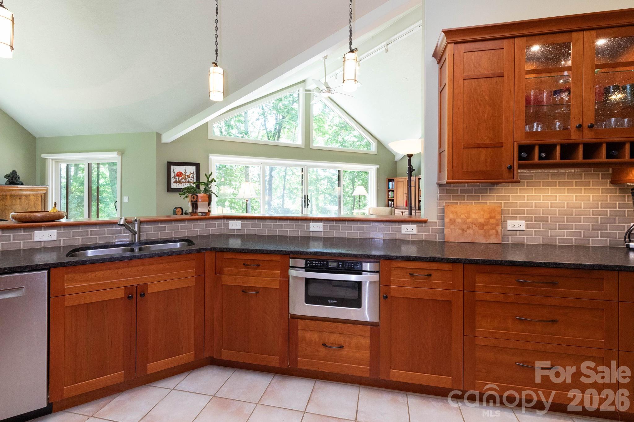 29 Gardner Lane Asheville NC 28803