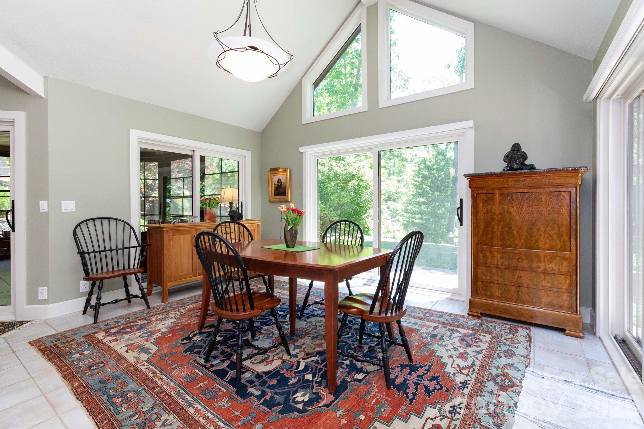 29 Gardner Lane Asheville NC 28803