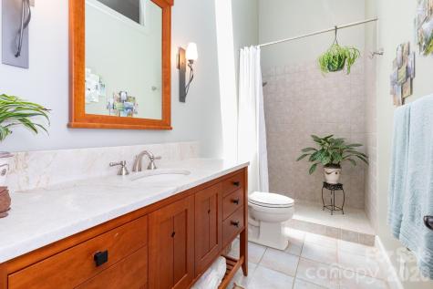 29 Gardner Lane Asheville NC 28803