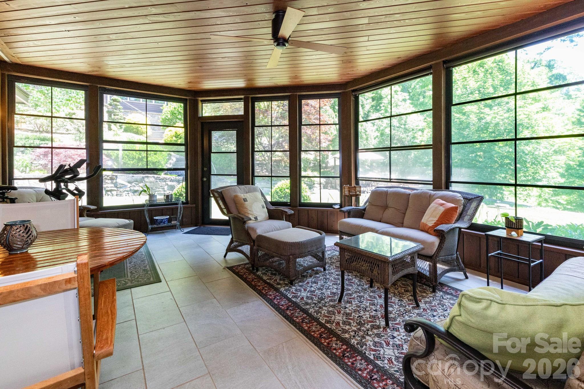 29 Gardner Lane Asheville NC 28803