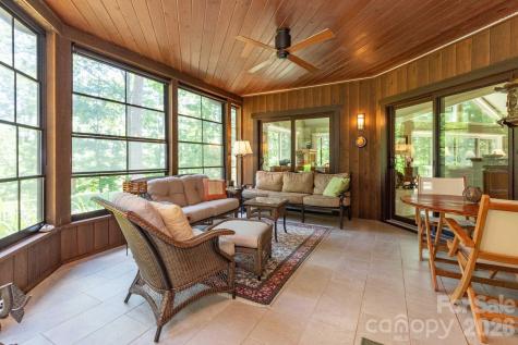 29 Gardner Lane Asheville NC 28803