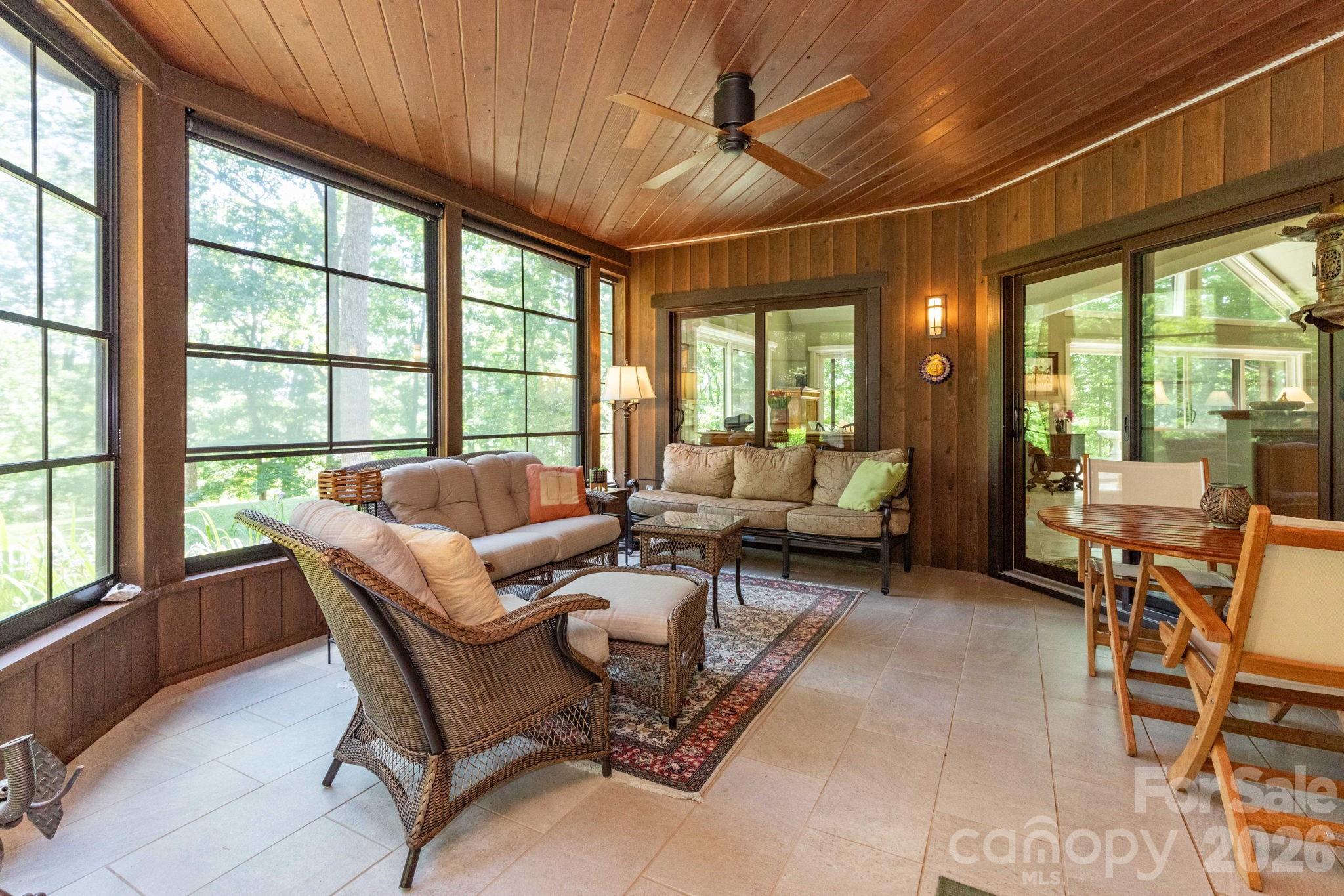 29 Gardner Lane Asheville NC 28803