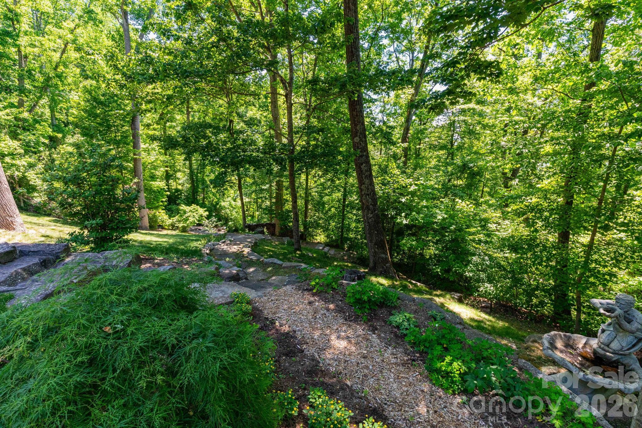 29 Gardner Lane Asheville NC 28803