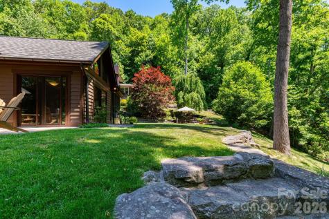 29 Gardner Lane Asheville NC 28803
