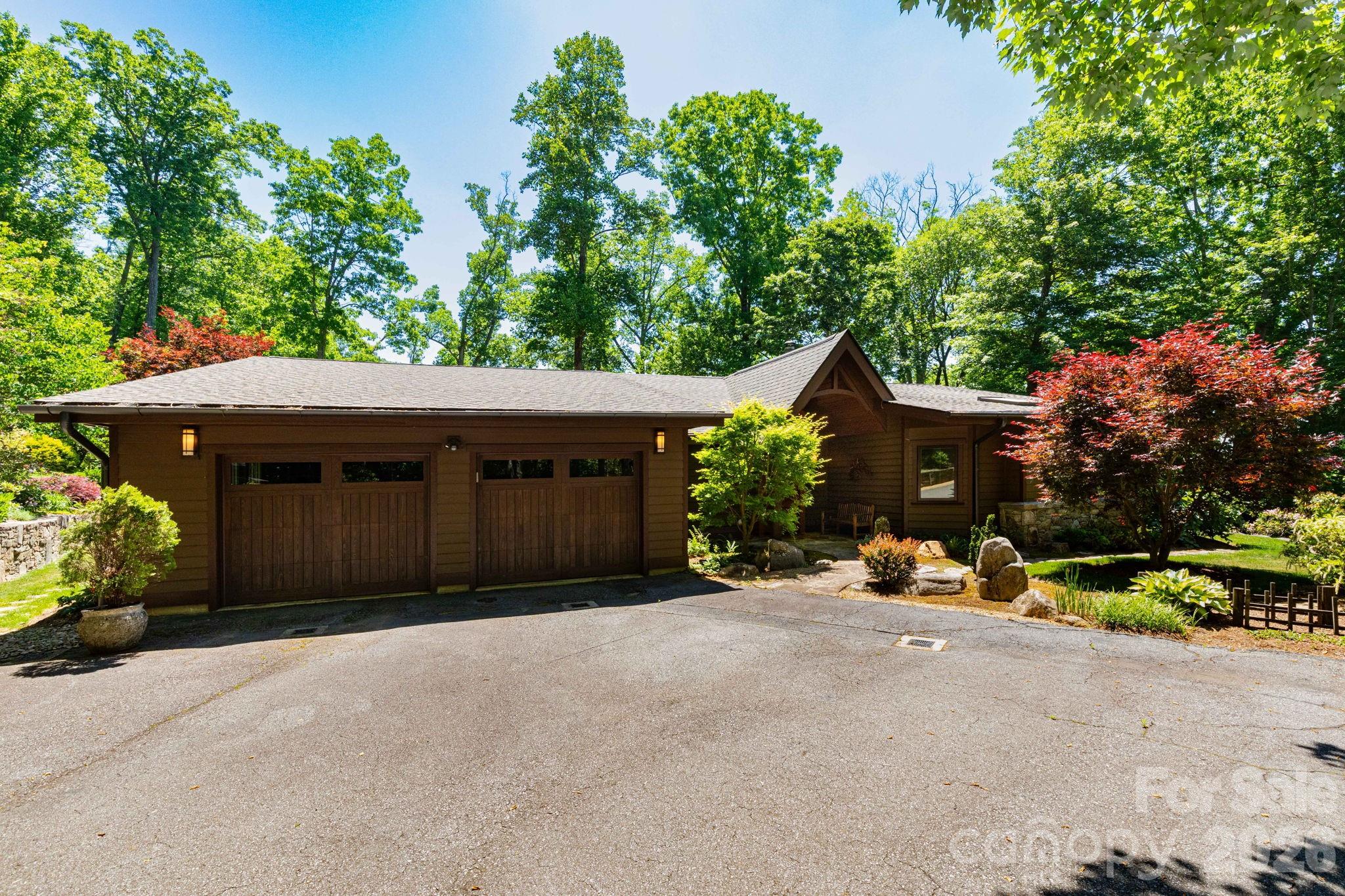 29 Gardner Lane Asheville NC 28803