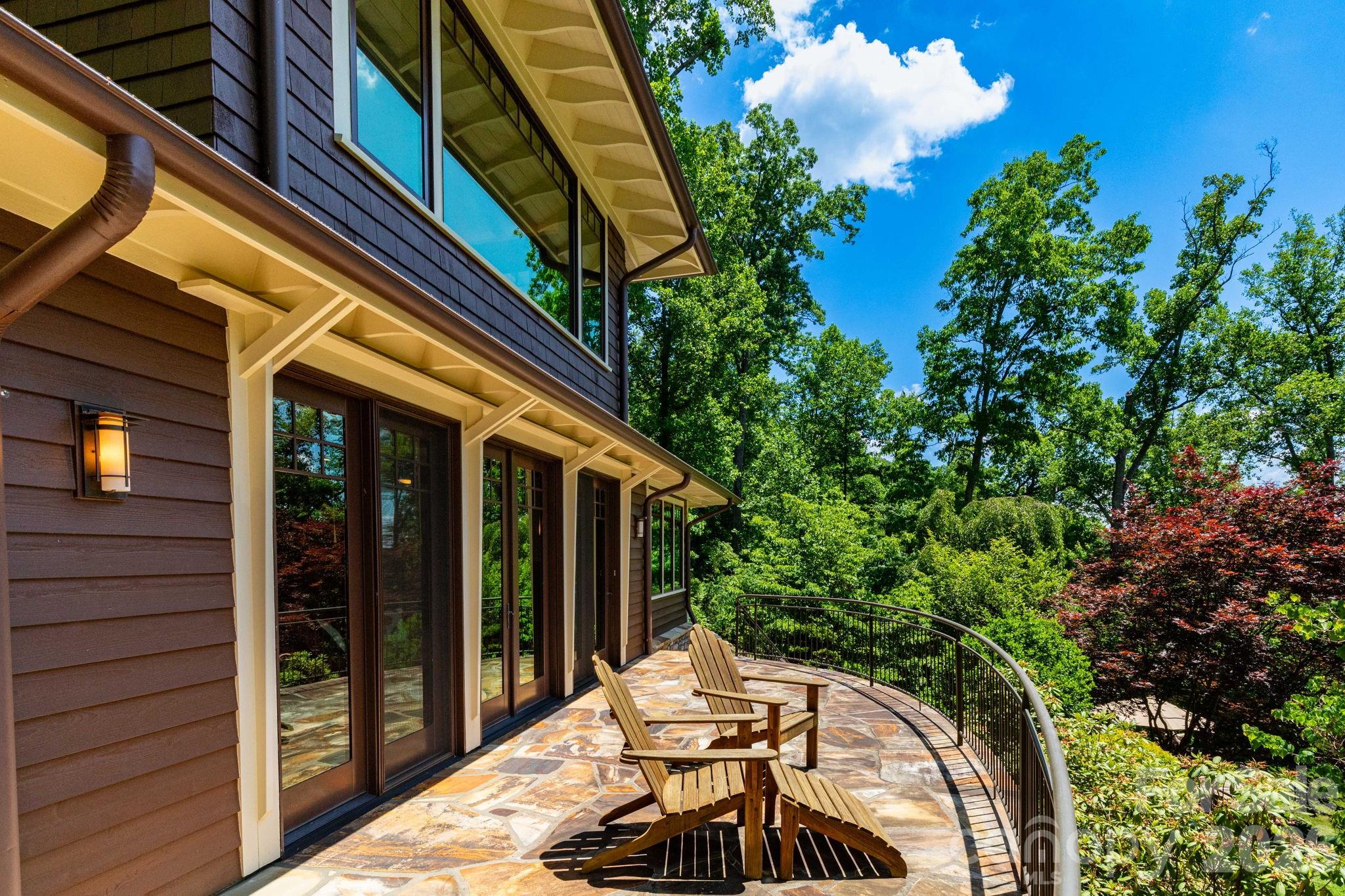 29 Gardner Lane Asheville NC 28803