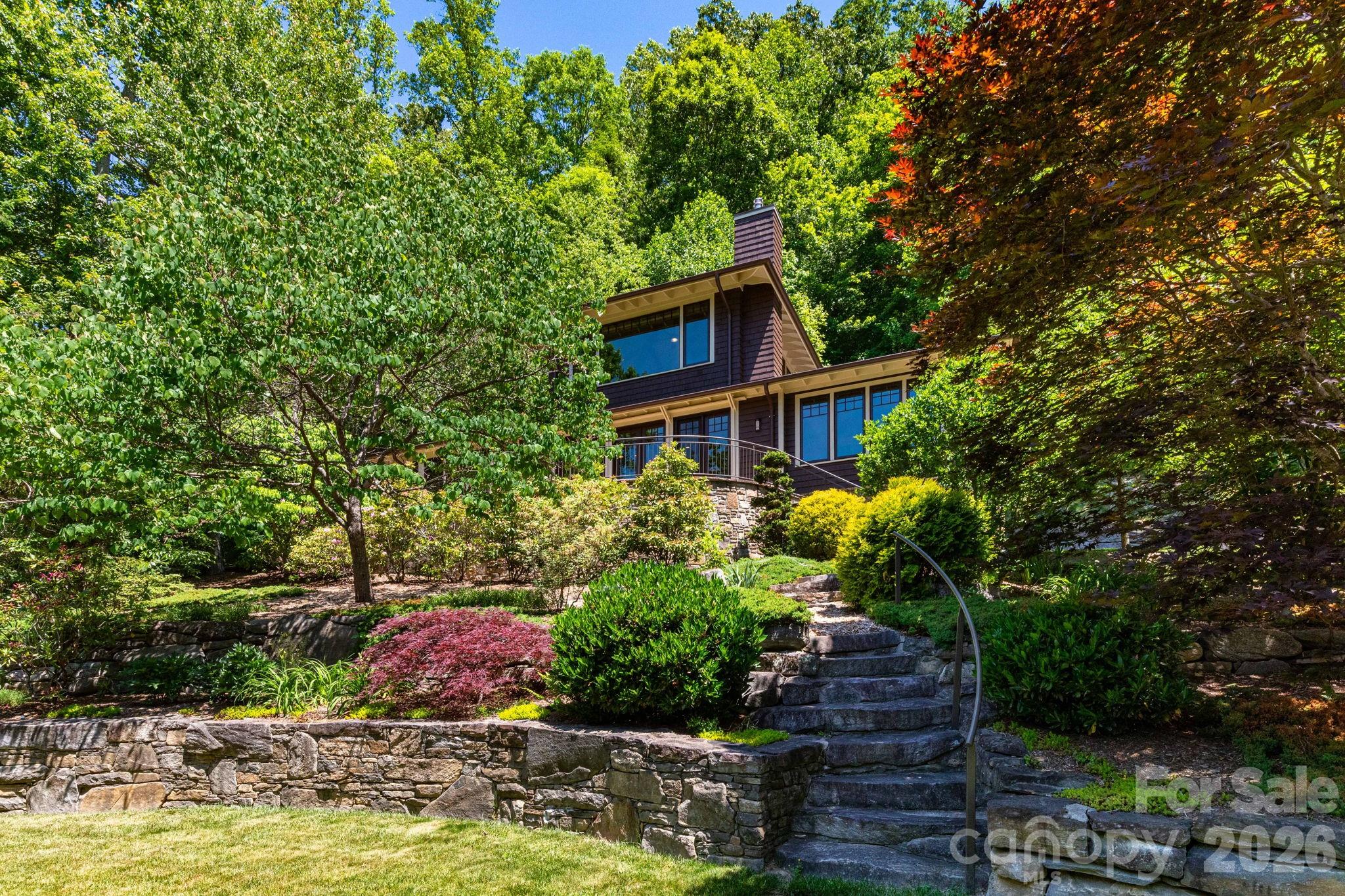 29 Gardner Lane Asheville NC 28803
