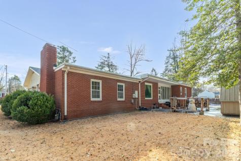 305 Hilltop Drive Lexington NC 27292
