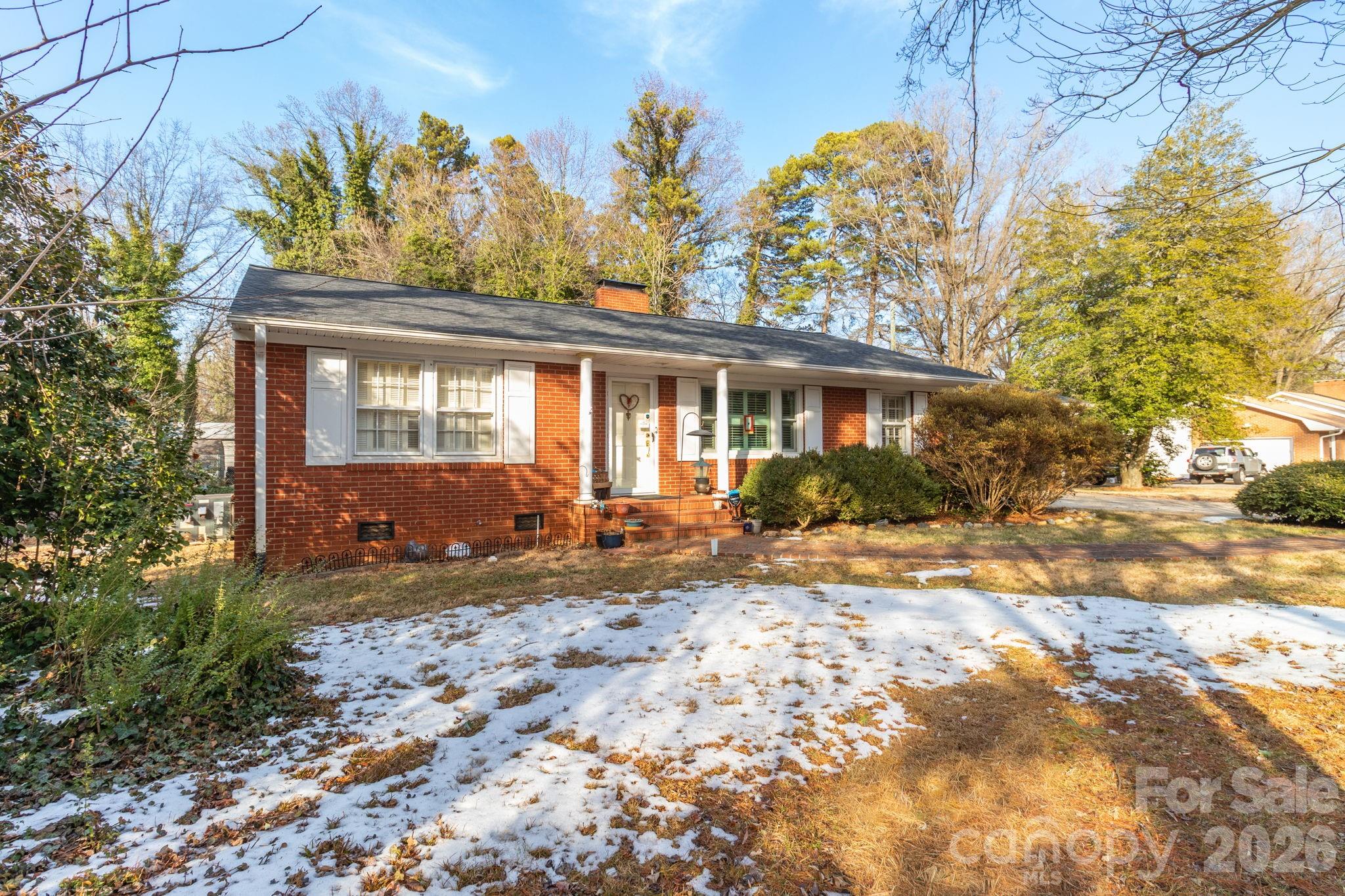 305 Hilltop Drive Lexington NC 27292