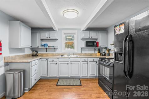 23 Maxwell Road Asheville NC 28805