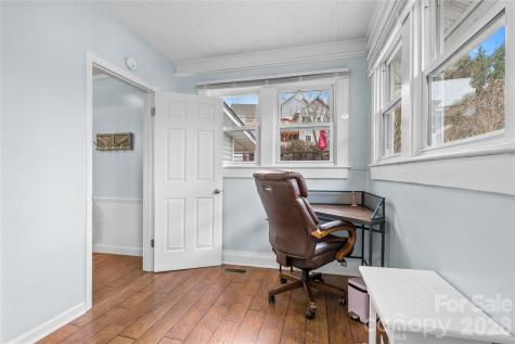 23 Maxwell Road Asheville NC 28805