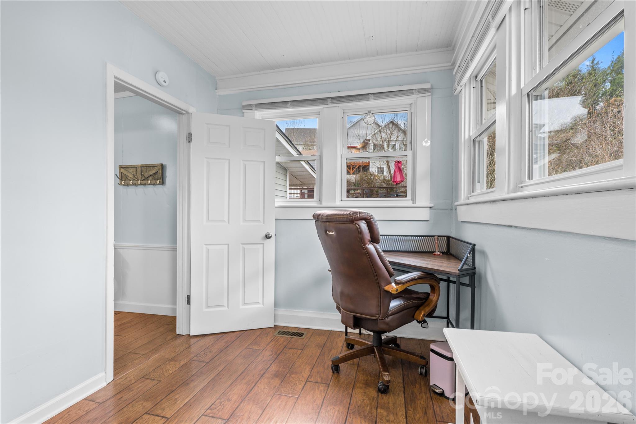 23 Maxwell Road Asheville NC 28805