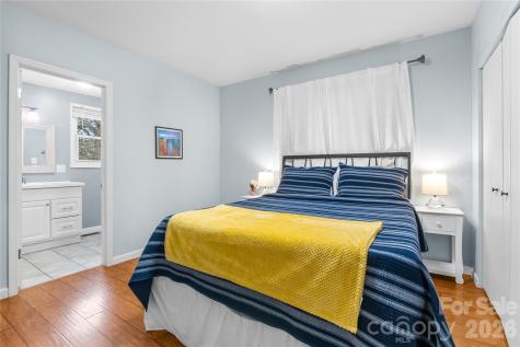 23 Maxwell Road Asheville NC 28805