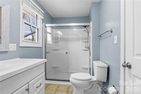 23 Maxwell Road Asheville NC 28805