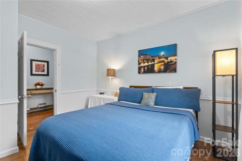 23 Maxwell Road Asheville NC 28805