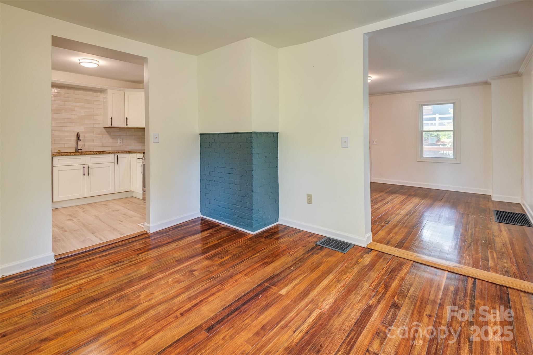 9 North Street Weaverville NC 28787
