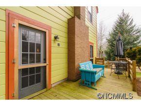 32 Buckingham Court Asheville NC 28803