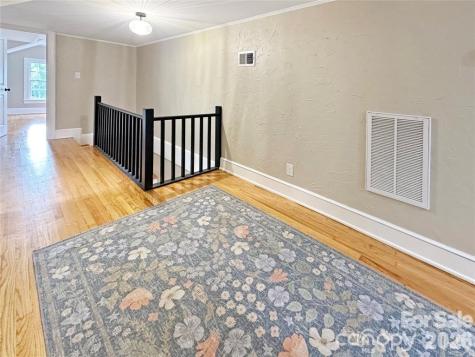 317 8th Street NW Hickory NC 28601