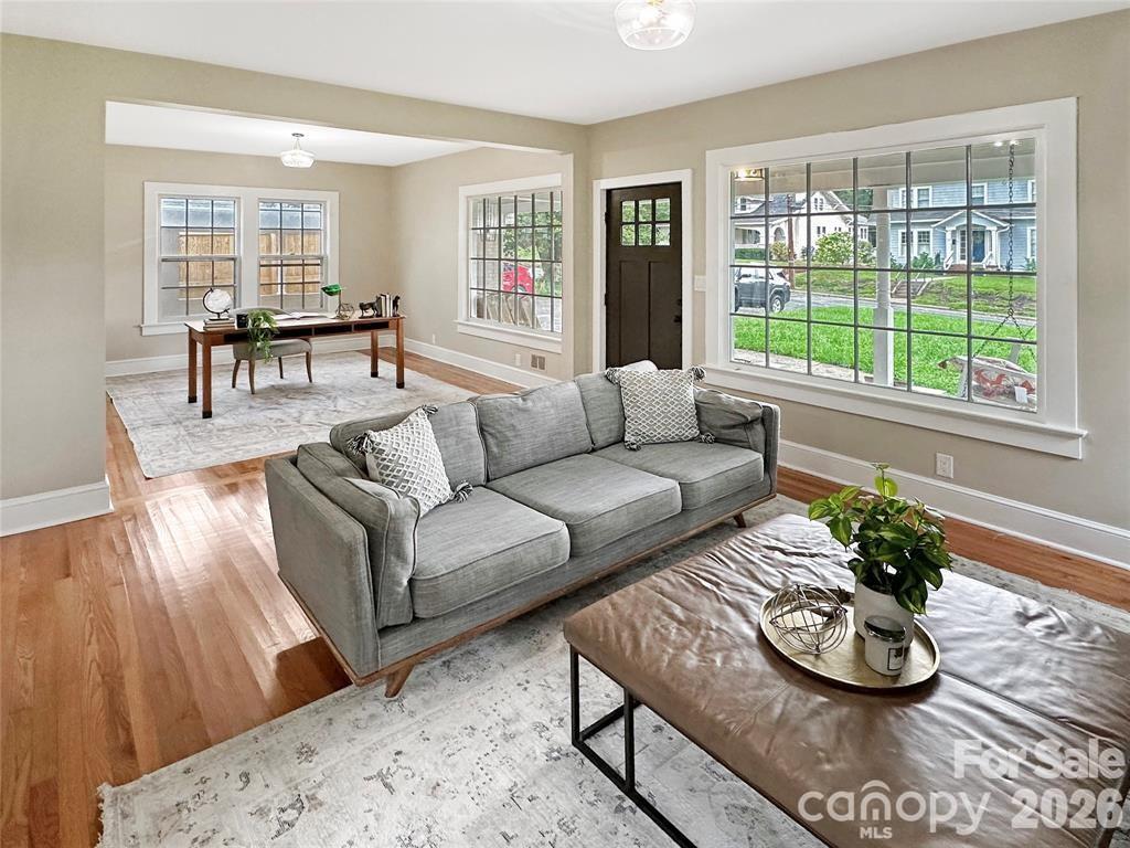 317 8th Street NW Hickory NC 28601