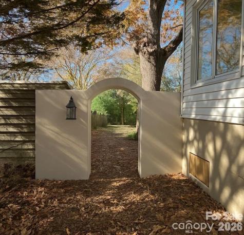 317 8th Street NW Hickory NC 28601
