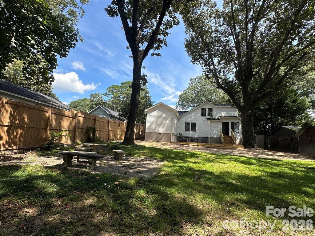 317 8th Street NW Hickory NC 28601