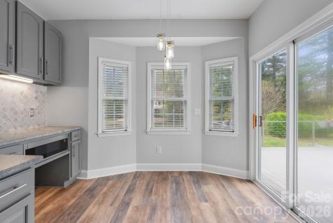 79 Mill Pond Way Hendersonville NC 28791
