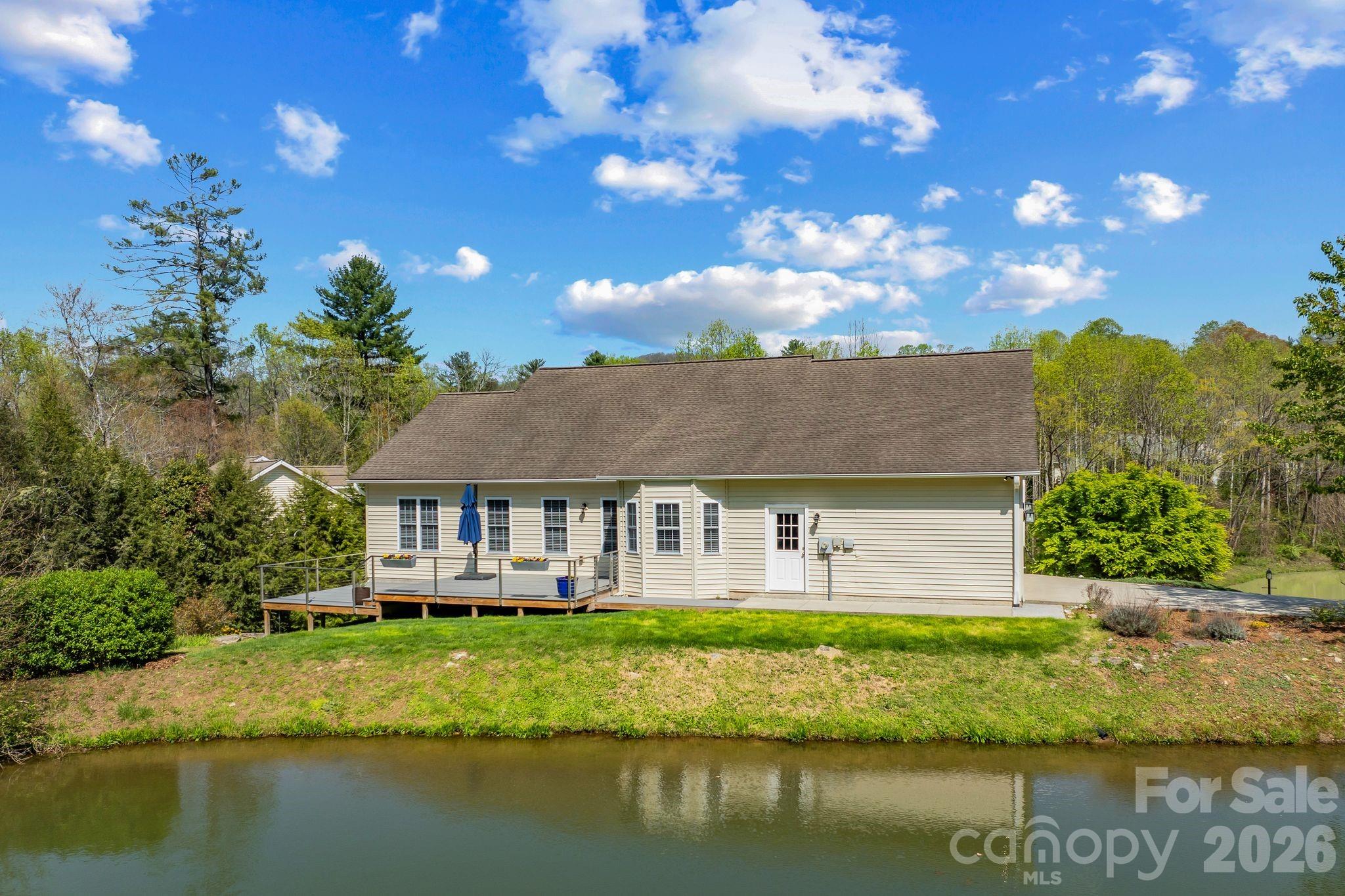 79 Mill Pond Way Hendersonville NC 28791