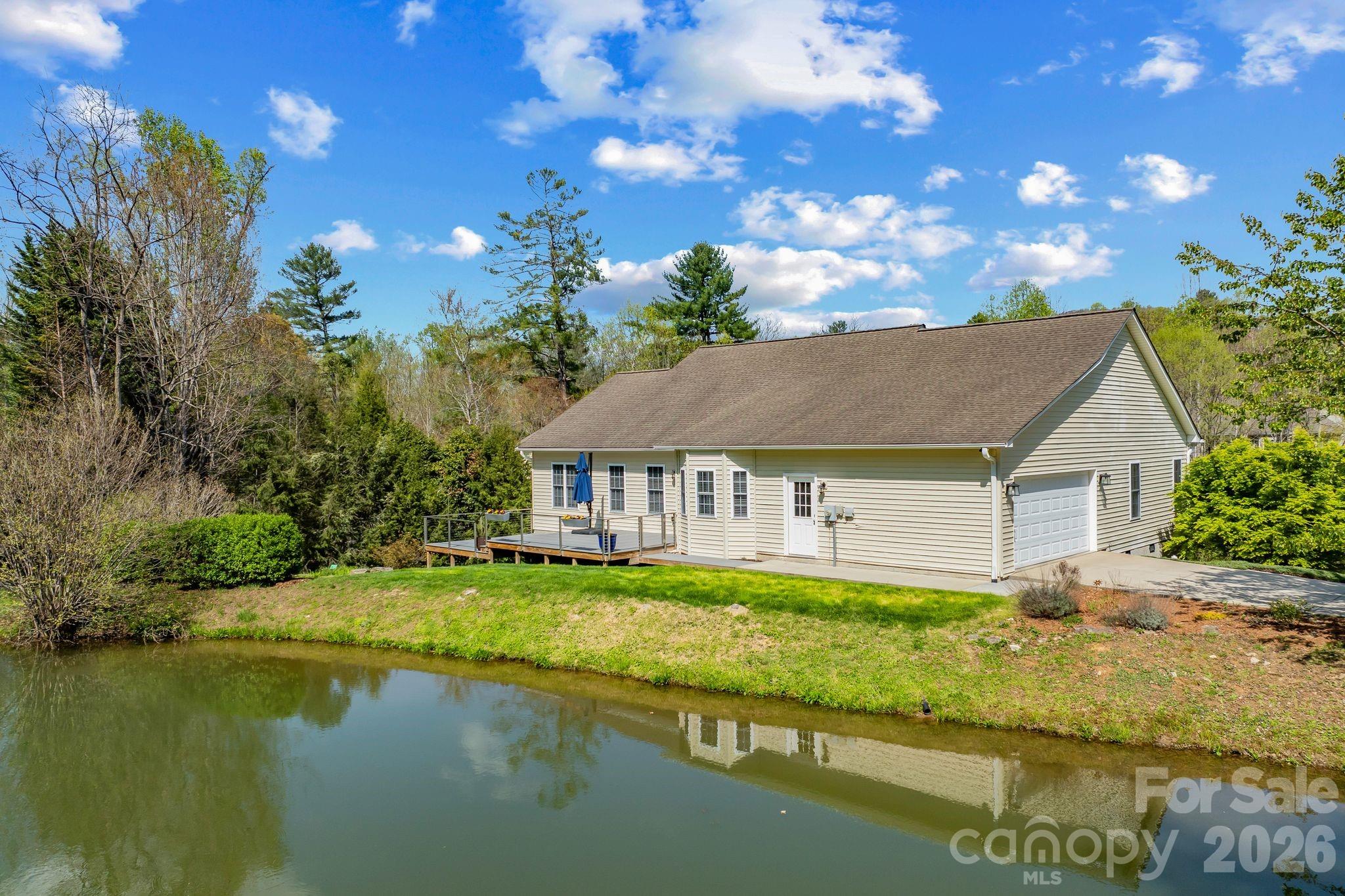 79 Mill Pond Way Hendersonville NC 28791
