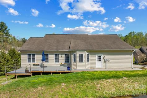 79 Mill Pond Way Hendersonville NC 28791